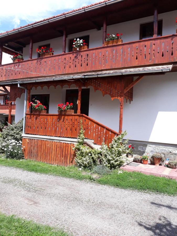 Molnár Vendeghaz Acomodação com café da manhã Praid Exterior foto