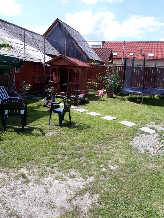 Molnár Vendeghaz Acomodação com café da manhã Praid Exterior foto